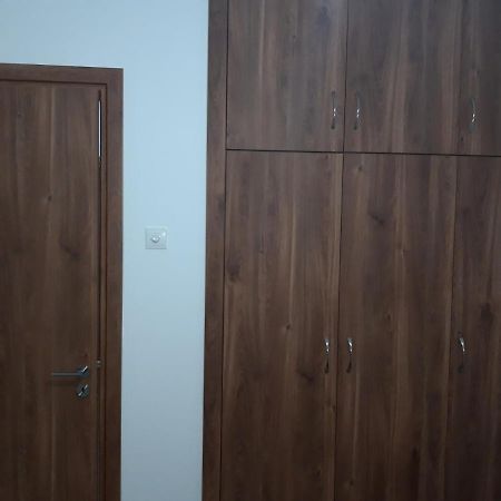 Costas Two-Bedroom Ground Floor Apartment Paphos Buitenkant foto