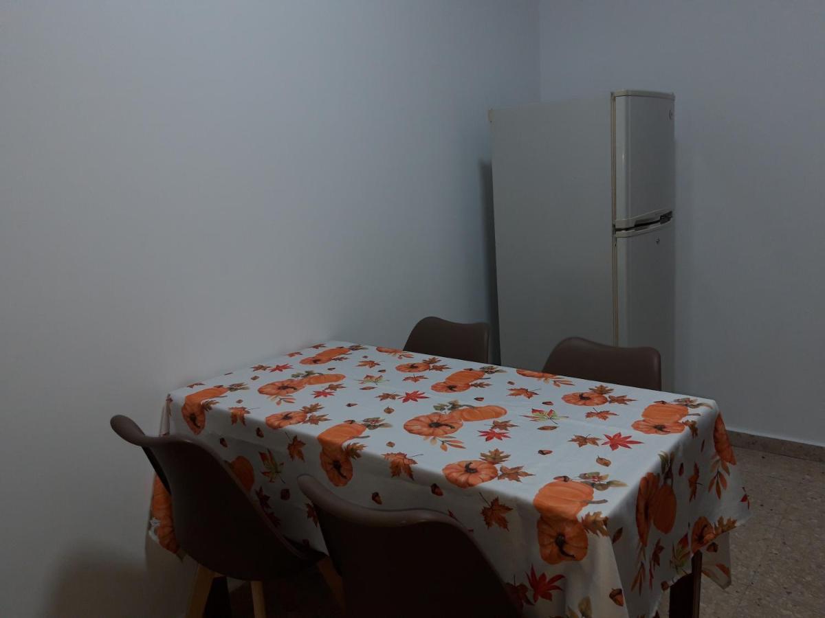 Costas Two-Bedroom Ground Floor Apartment Paphos Buitenkant foto